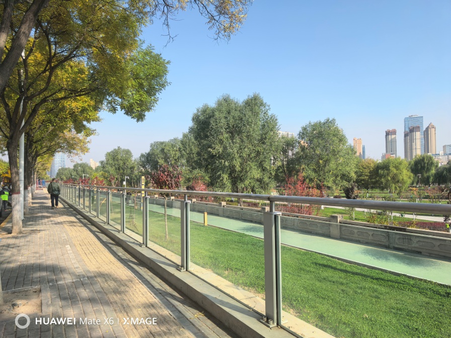 �ֵ�c�������棺͸ҕ�������鉦����γɞ��������ġ��[���lʿ����